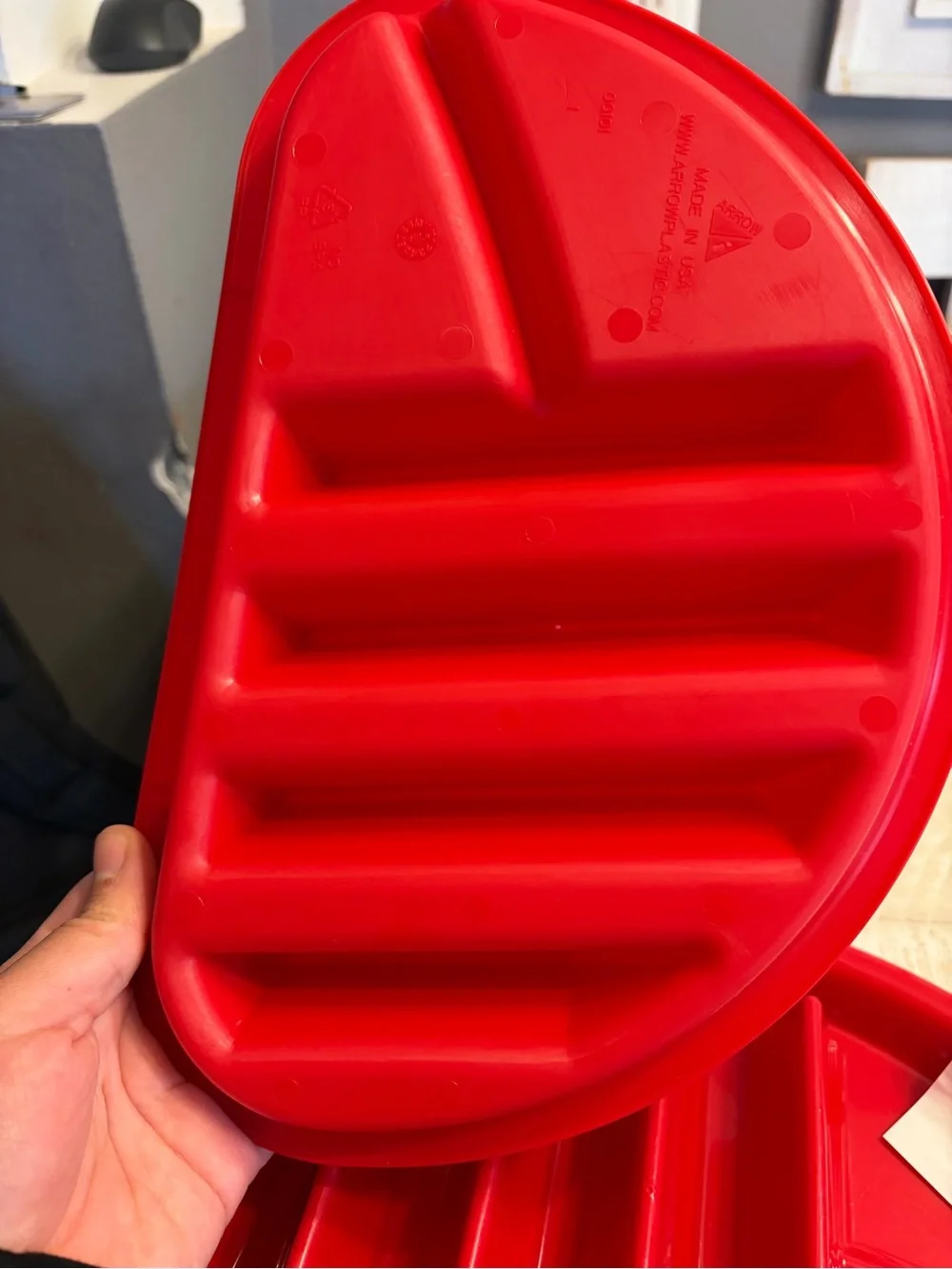 Red plastic taco plate set
